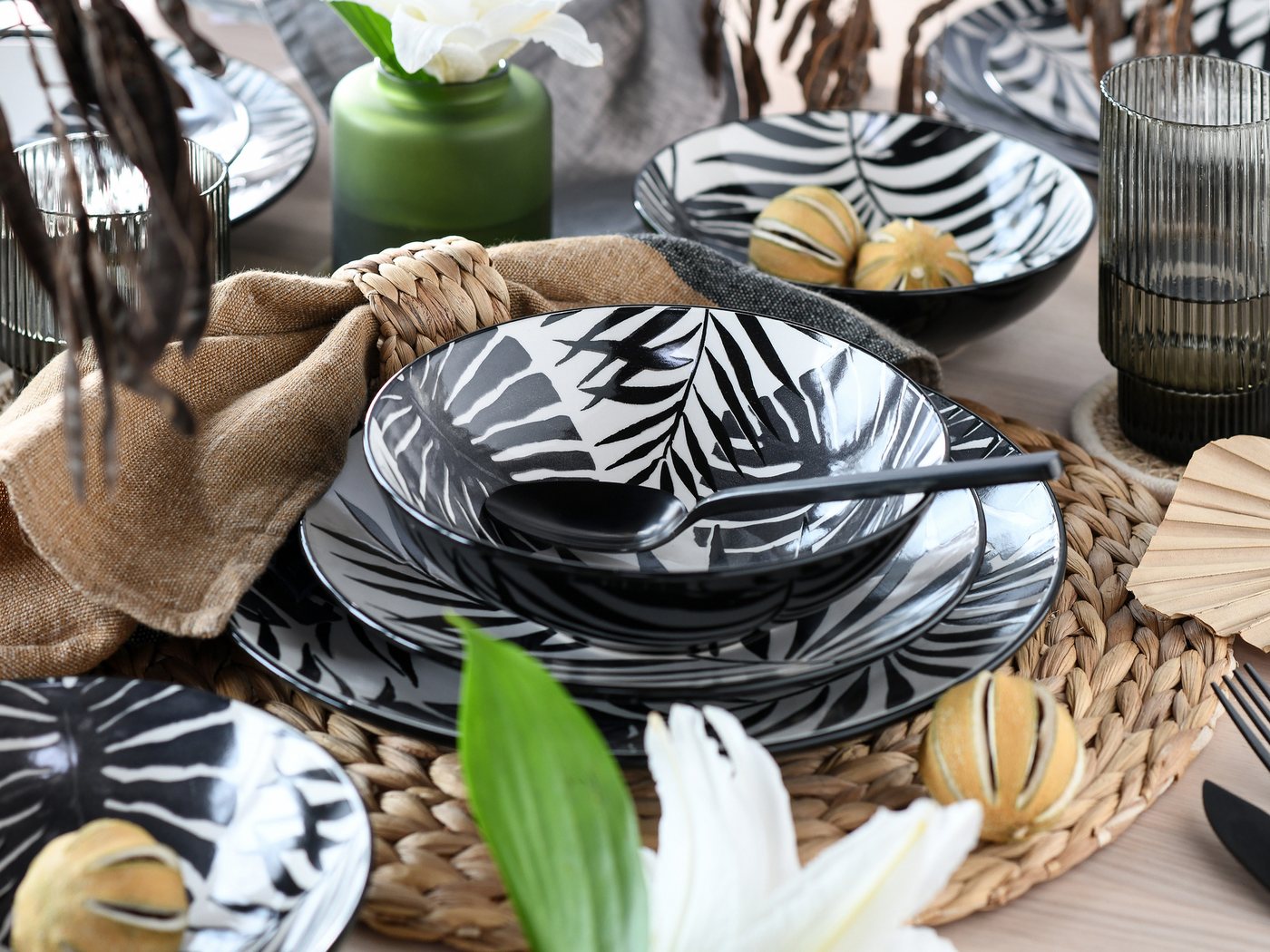 creaTable Kombiservice Tropicana Black (16-tlg), 4 Personen, Steinzeug – Bild 4 von 5