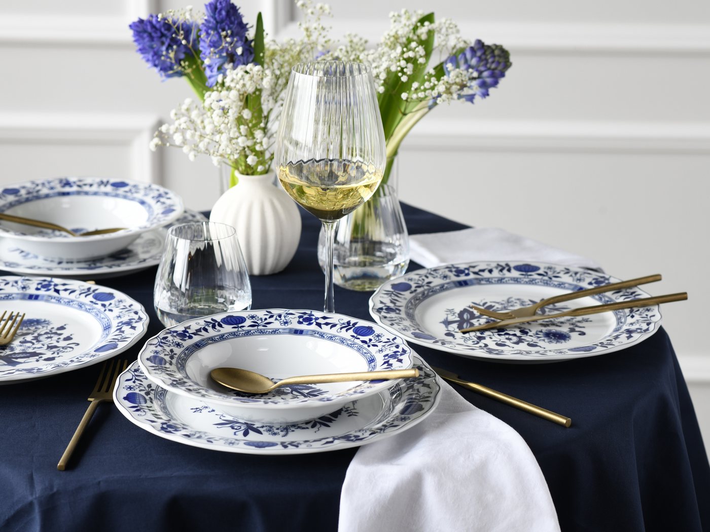 creaTable Tafelservice Flora Zwiebelmuster, Tafel-Service 12-tlg (12-tlg), 6 Personen, Porzellan, Teller Set, Nostalgisch, Vintage – Bild 2 von 5