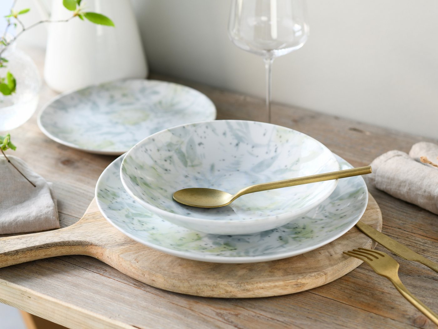 creaTable Teller-Set Geschirr-Set Home - Tropical (12-tlg), 4 Personen, Porzellan, Teller Set, Service im Used-und Vintage-Look, 12 Teile, für 4 Personen – Bild 3 von 5