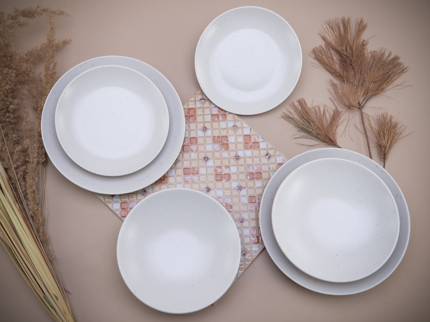 creaTable Teller-Set Geschirr-Set Sand Dunes (12-tlg), 4 Personen, Steinzeug, Teller Set, handwerklicher Töpfercharakter, 12 Teile, für 4 Personen – Bild 4 von 5