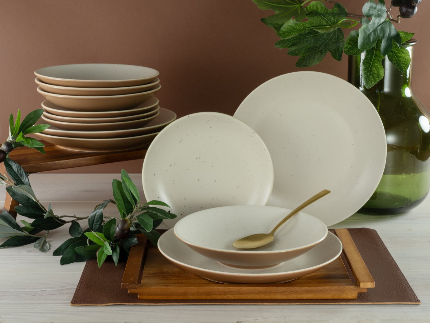 creaTable Teller-Set Geschirr-Set Sand Dunes (12-tlg), 4 Personen, Steinzeug, Teller Set, handwerklicher Töpfercharakter, 12 Teile, für 4 Personen – Bild 5 von 5