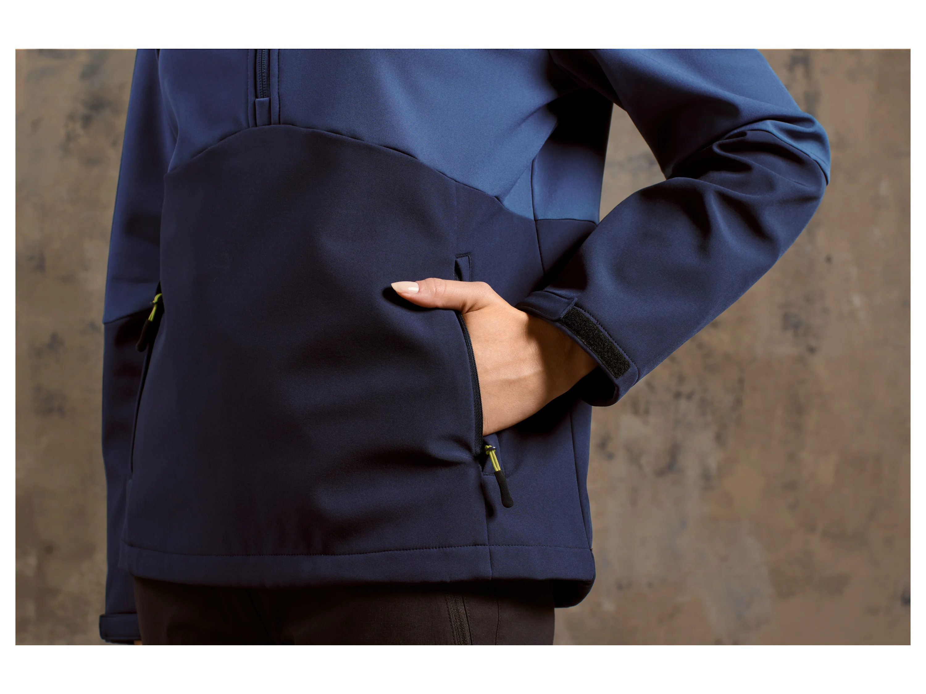 CRIVIT Damen Softshelljacke Halfzip Outdoor Web (Navy, S(36/38)) – Bild 4 von 4