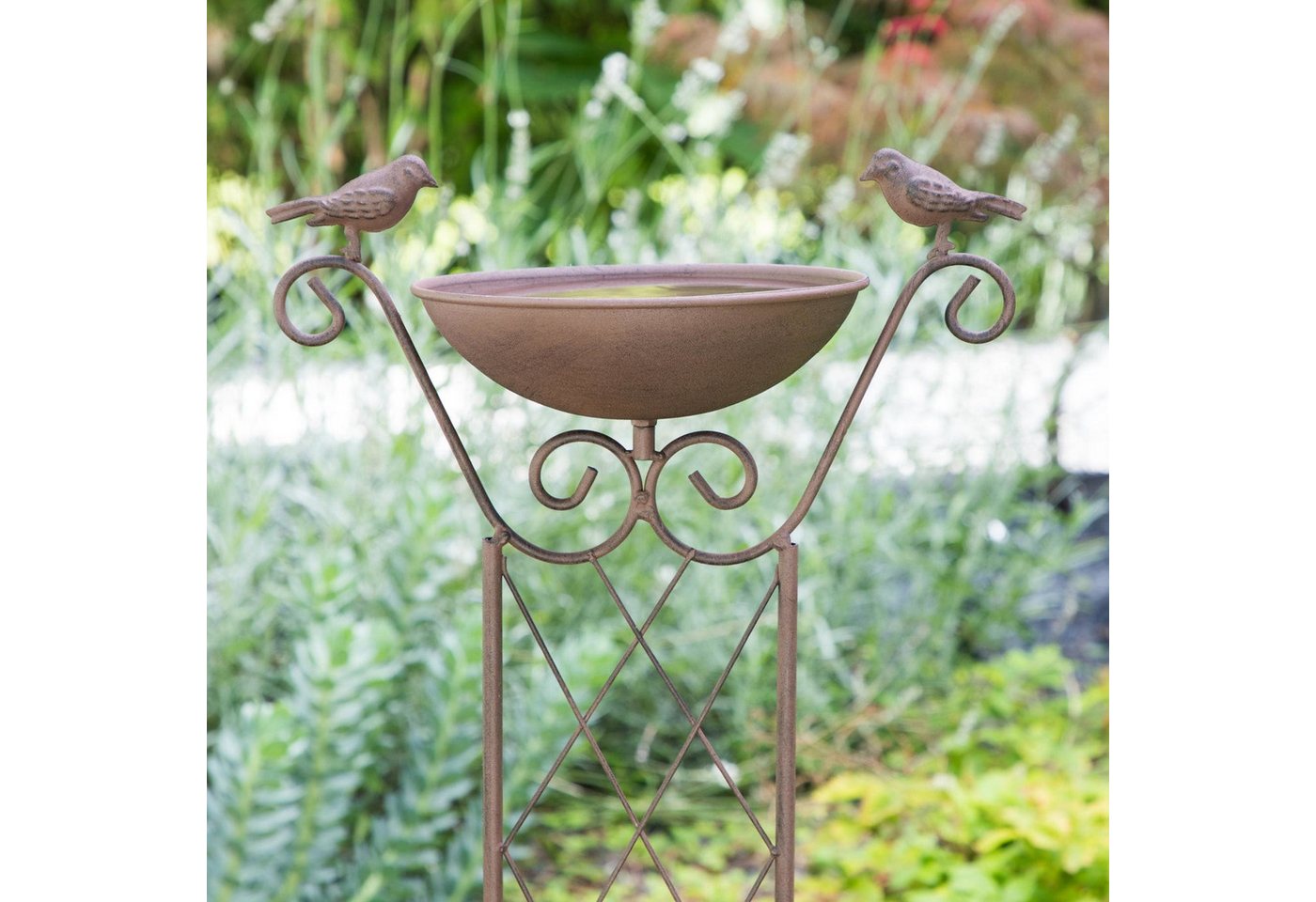 Dekoleidenschaft Gartenstecker "Vogeltränke" Metall mit Rankhilfe in Rostoptik, Gartendeko winterfest Vogelbad mit Rankgitter – Bild 3 von 4