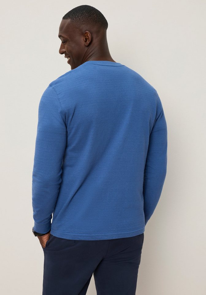 DELMAO Henleyshirt Normale Passform, Langarm, mit Stehkragen und V-Ausschnitt – Bild 3 von 5