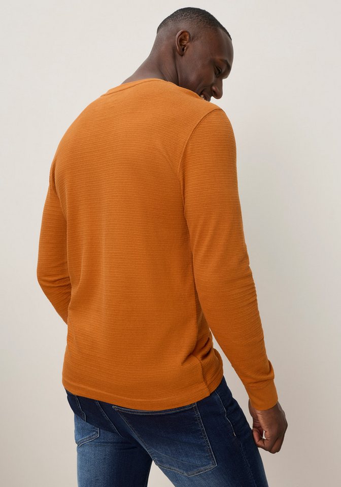 DELMAO Henleyshirt Normale Passform, Langarm, mit Stehkragen und V-Ausschnitt – Bild 4 von 5