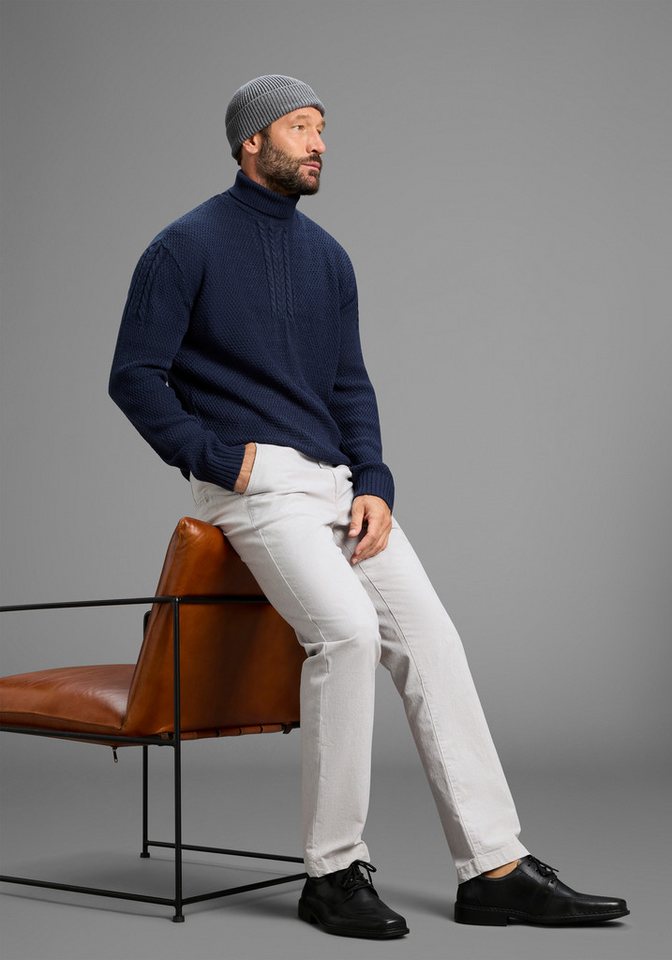 DELMAO Rollkragenpullover Highlight Zopfmuster aus Strickmaterial, mit Rollkragen, Regular Fit, mit Langarm – Bild 3 von 5