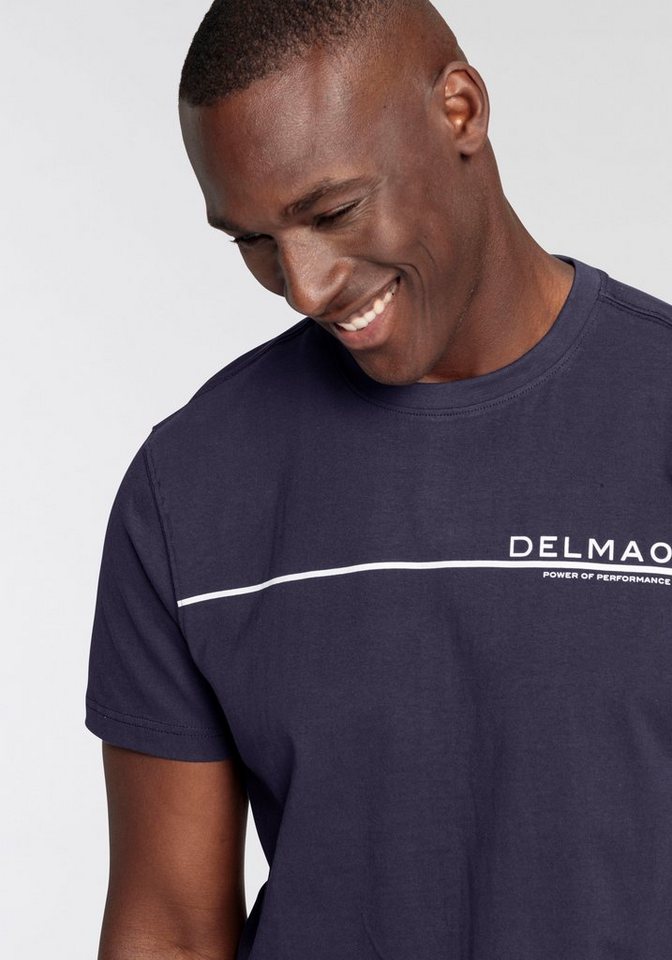 DELMAO Rundhalsshirt Kurzarm, mit coolem Print, Rundhalsausschnitt, aus 100% Baumwolle – Bild 3 von 5