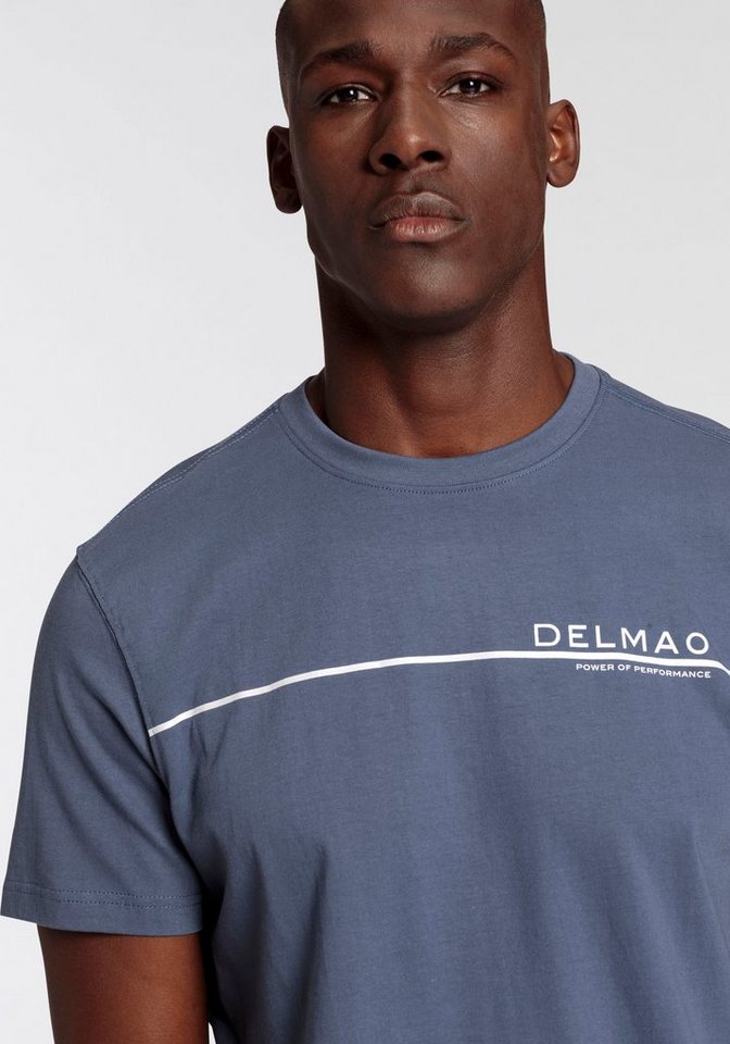 DELMAO Rundhalsshirt Kurzarm, mit coolem Print, Rundhalsausschnitt, aus 100% Baumwolle – Bild 3 von 5