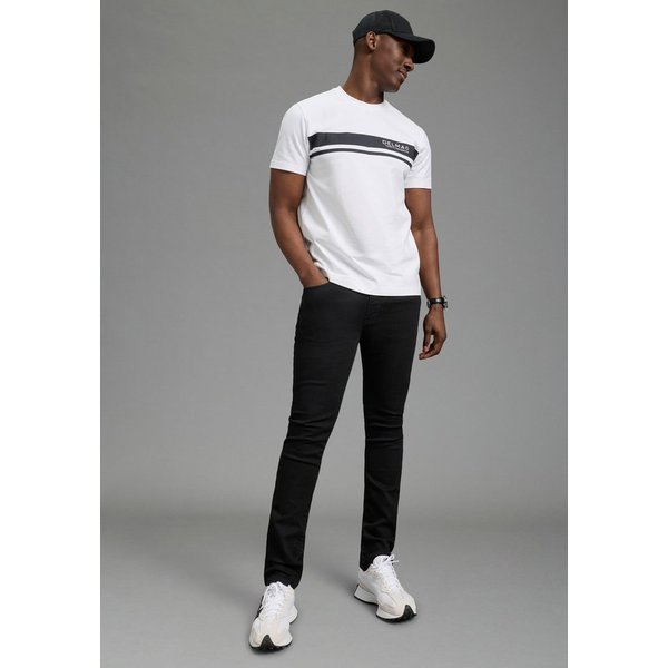 DELMAO Rundhalsshirt Kurzarm, mit Rundhalsausschnitt, normale Passform, Casual-Stil