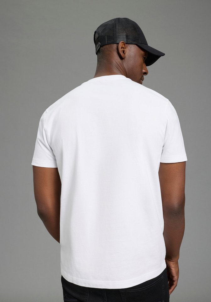 DELMAO Rundhalsshirt Kurzarm, mit Rundhalsausschnitt, normale Passform, Casual-Stil – Bild 5 von 5