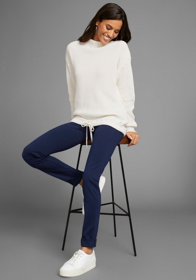 DELMAO Stehkragenpullover mit verstellbarem Saum durch Bindeband – Bild 2 von 5