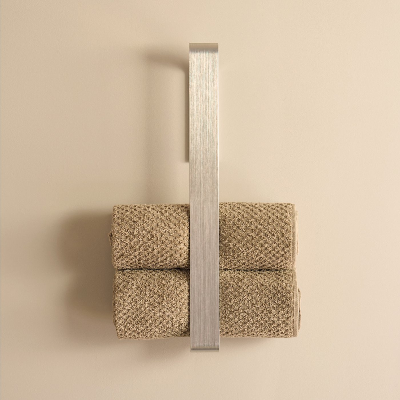 Designfabrik Hamburg Handtuchhalter, CNC-gefräste Kanten, ohne Bohren, Vollaluminium – Bild 5 von 5