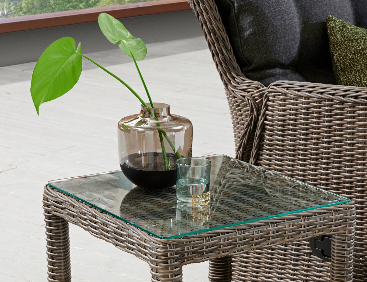 Destiny Beistelltisch MERANO, 46x46x50cm, Aluminium, Polyrattan – Bild 2 von 3