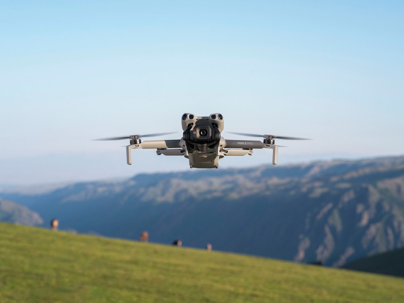 DJI Mini 5 Pro Drohne (4K Ultra HD, DJI RC-N3 Fernsteuerung) – Bild 5 von 5