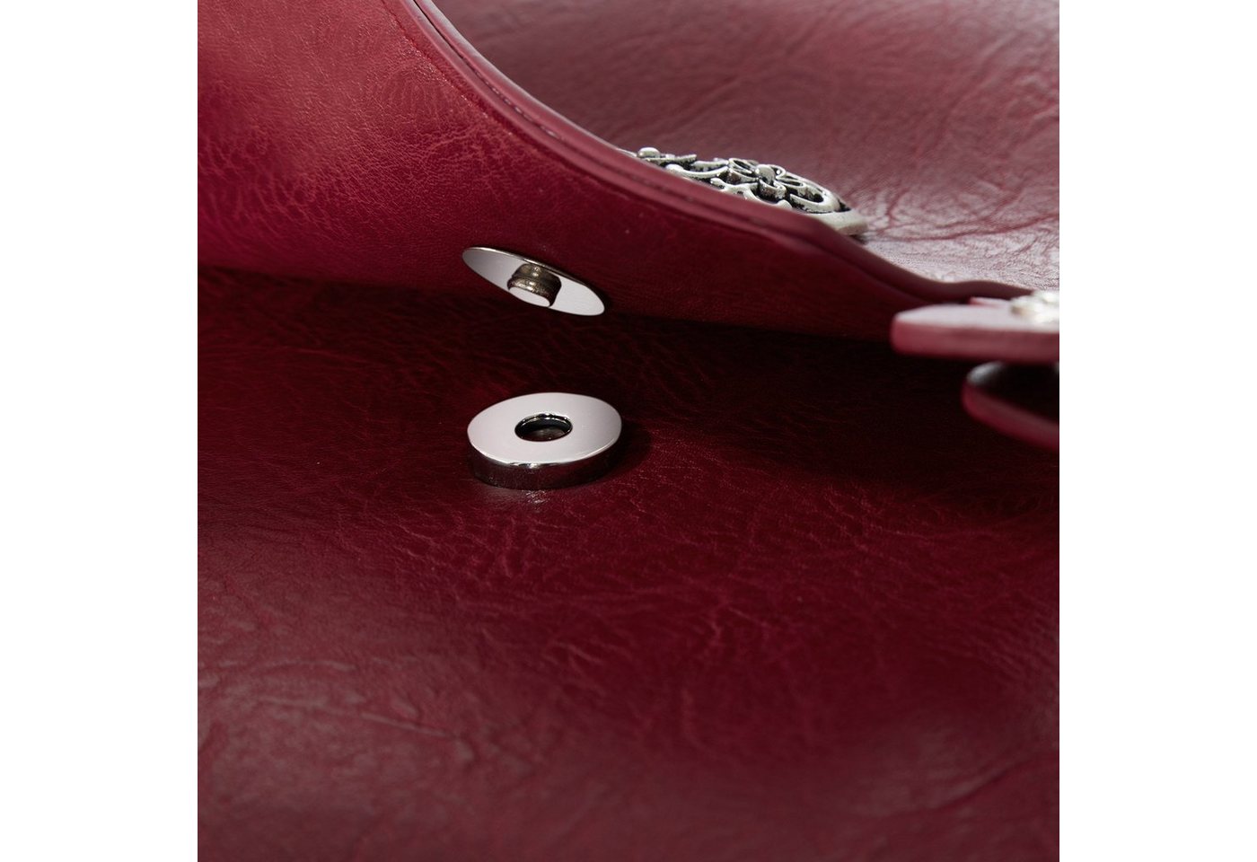 dressforfun Henkeltasche Handtasche, Innenmaß (LxBxH) ca. 14 x 6 x 21,5 cm, Gurtlänge ca. 96 (Tragetasche, Konfektionsgröße 0 in rot), Lederoptik, Metall-Herzen – Bild 3 von 3