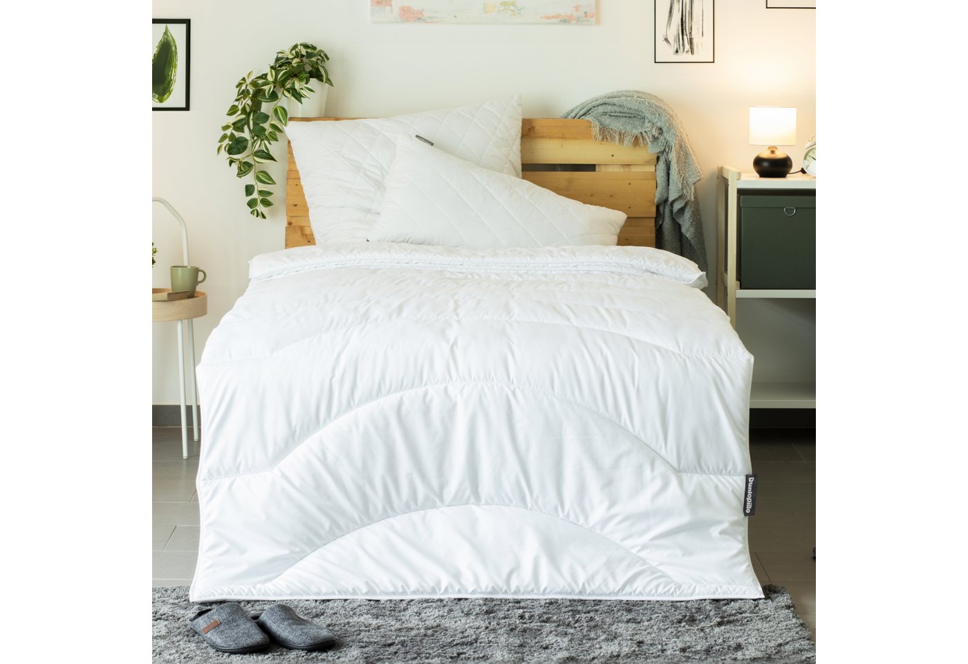 Dunlopillo Microfaserbettdecke Home Bettdecken Sommer und Winter, Füllung: Polyester, Bezug: Polyester, Bettdecke 135x200, 155x220cm, feuchtigkeitsregulierend – Bild 2 von 5