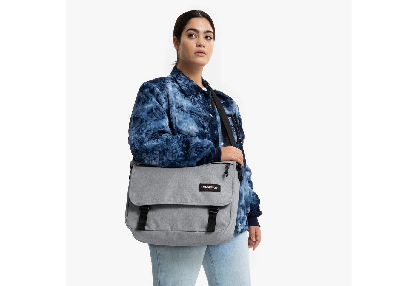 Eastpak Messenger Bag Delegate +, Umhängetasche, Schultertasche mit Trolleygurt und 17" Laptopfach – Bild 3 von 4