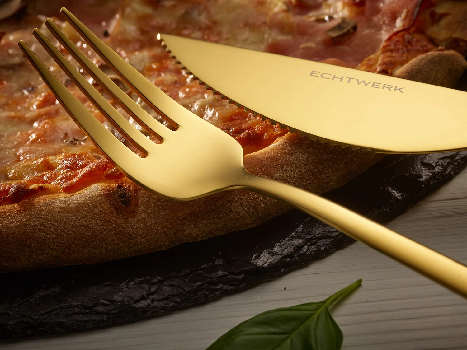 ECHTWERK Pizzabesteck Set "Bari" (Gold, 4tlg) – Bild 3 von 4