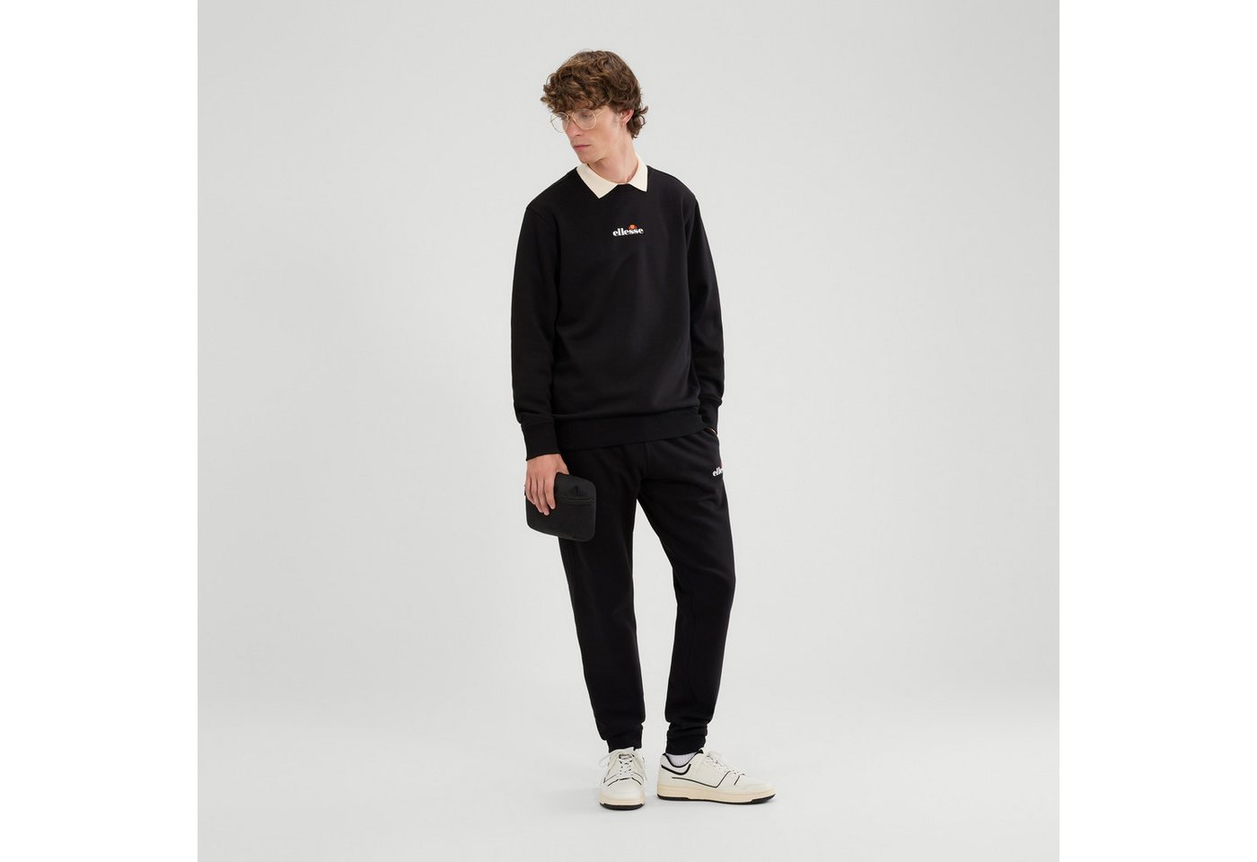 Ellesse Sweatshirt KIAMTO 2 SWEATSHIRT mit Rundhalsausschnitt, in normaler Länge, aus Baumwolle und Polyester – Bild 4 von 5