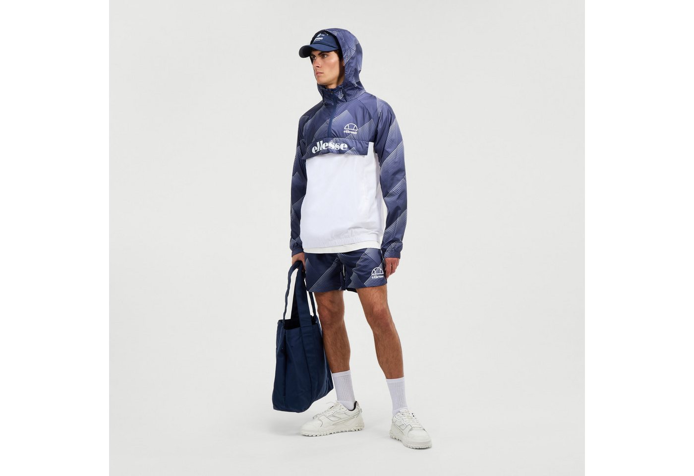 Ellesse Windbreaker FIORISA WINDRUNNER leichte Jacke, aus Nylon, maschinenwaschbar – Bild 5 von 5