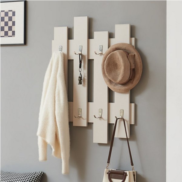 en.casa Wandgarderobe, »Raseborg« mit 16 Haken 60 x 80 cm Beige