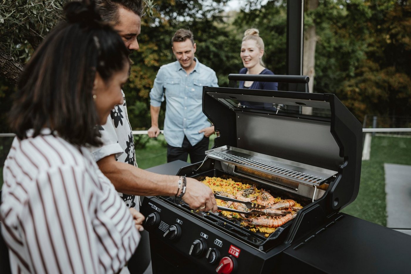 Enders® Grillplattenaufsatz Plancha XL, Gusseisen, für Enders® Gasgrill Monroe Pro 4 und Colorado/Boston 4 + 6 – Bild 2 von 3