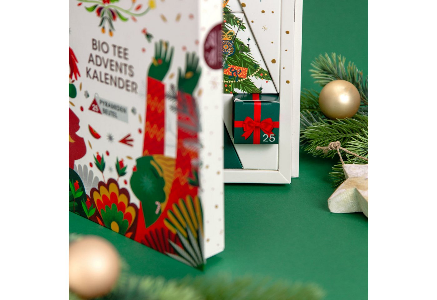 English Tea Shop Tee Adventskalender "Teebuch", BIO, 24 x Weihnachtstee in Pyramidenbeutel, Verschiedene Früchte-, Kräuter, Weihnachts- Teemischungen – Bild 5 von 5