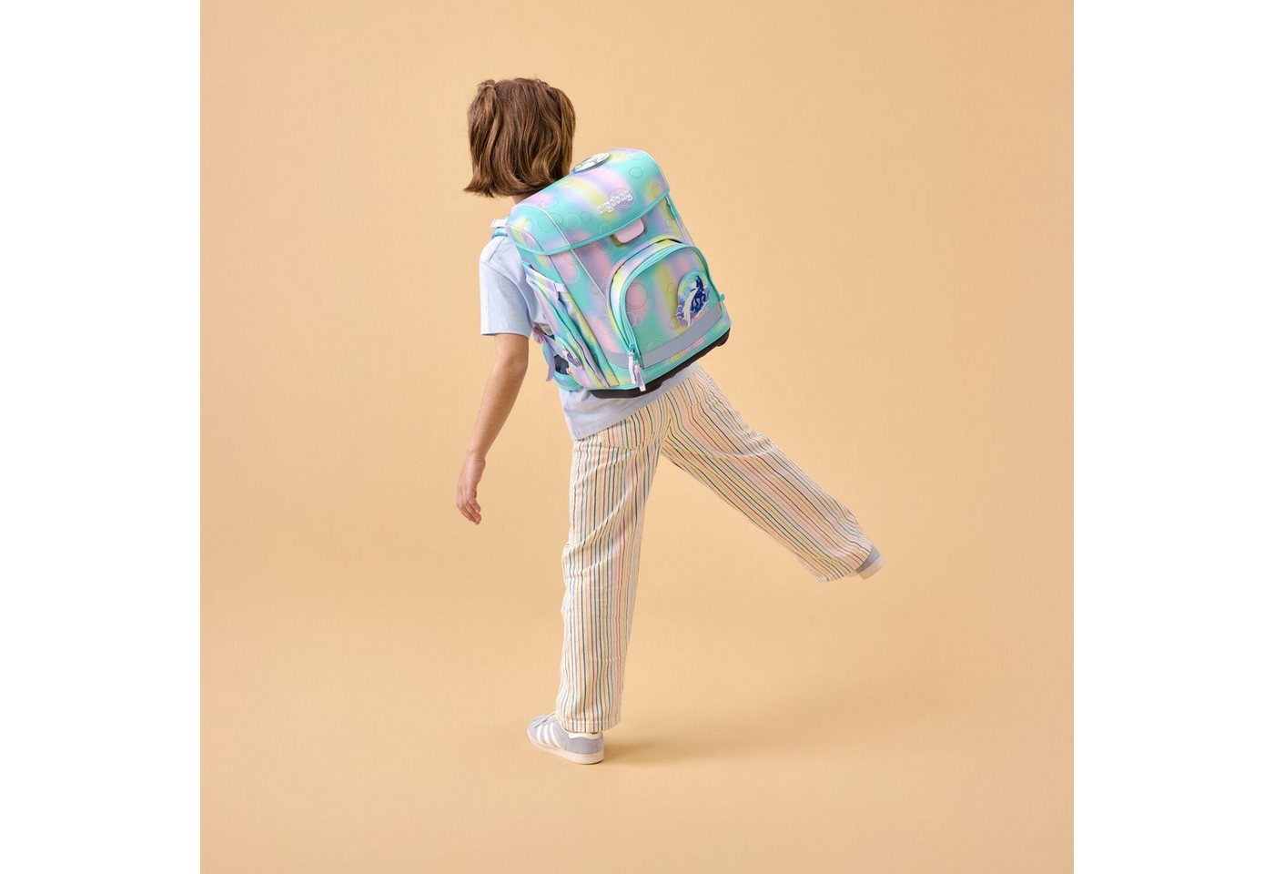 ergobag Schulranzen Schulranzen-Set CUBO LIGHT ZauBärwelt 5-teilig, 25/26 (5-teilig), Superleicht, Hugging-Rückensystem, für kleine/schmale Kinder – Bild 2 von 5
