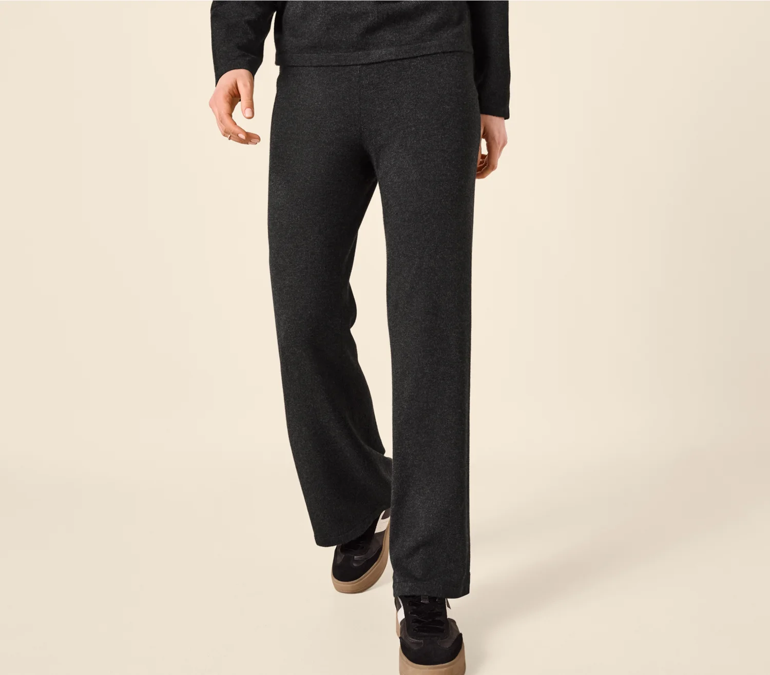 ESMARA® Damen Feinstrickhose (Schwarz, XS(32/34)) – Bild 2 von 4