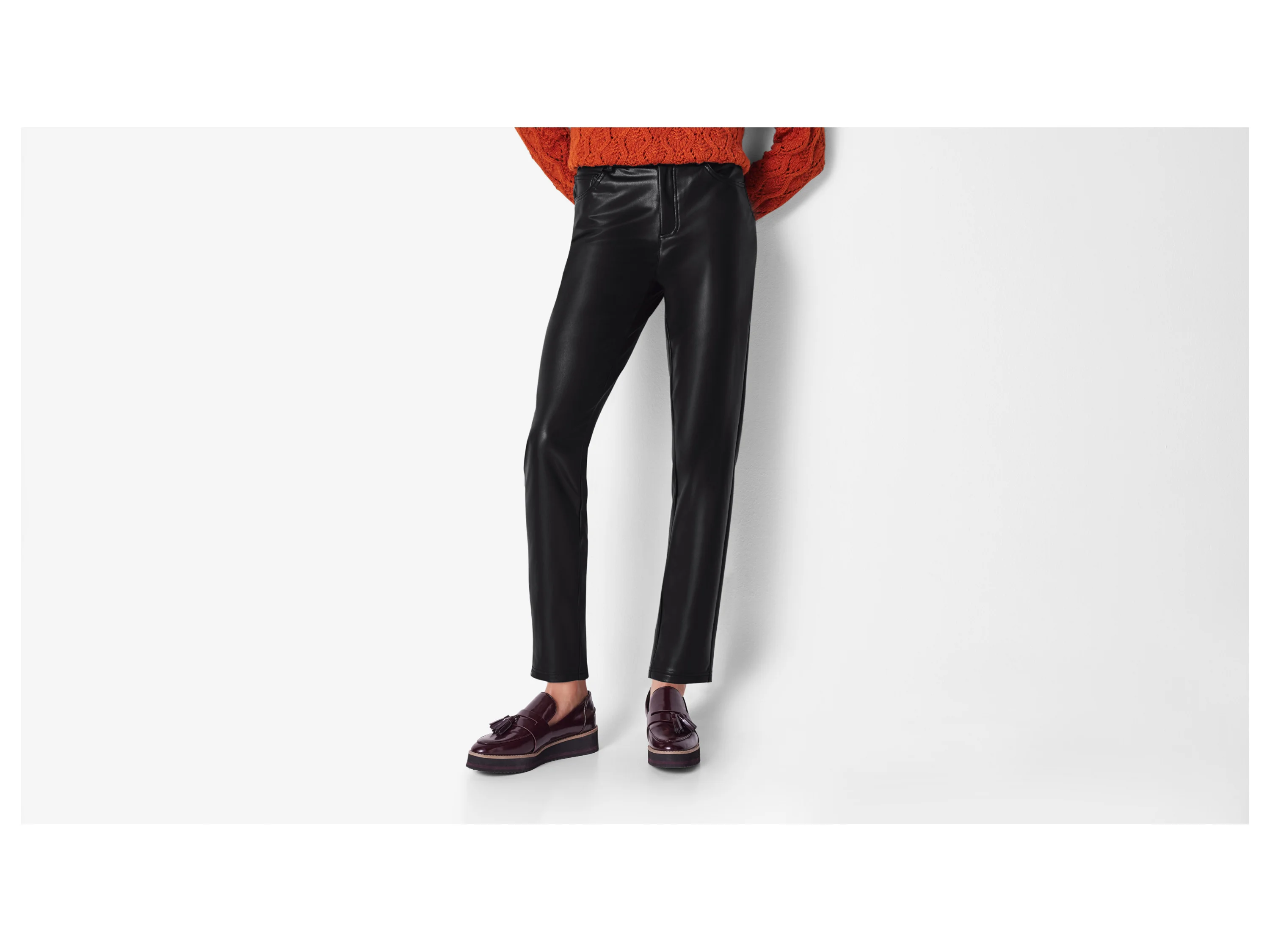 ESMARA® Damen Hose, in Lederoptik (Schwarz, 36) – Bild 2 von 4