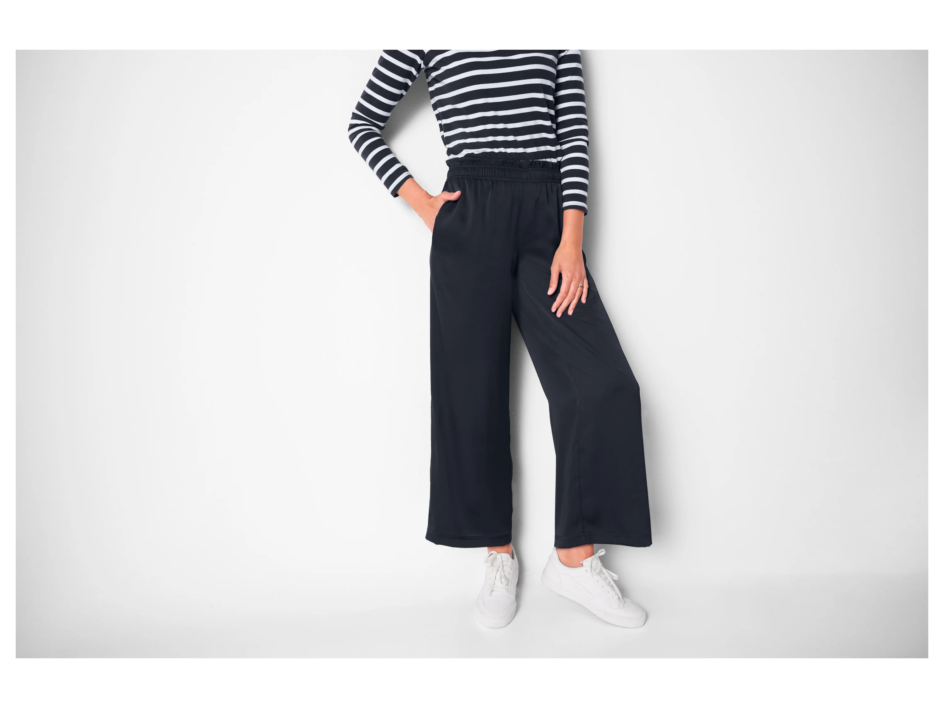 ESMARA® Damen Hose (Navy, M (40/42)) – Bild 2 von 4