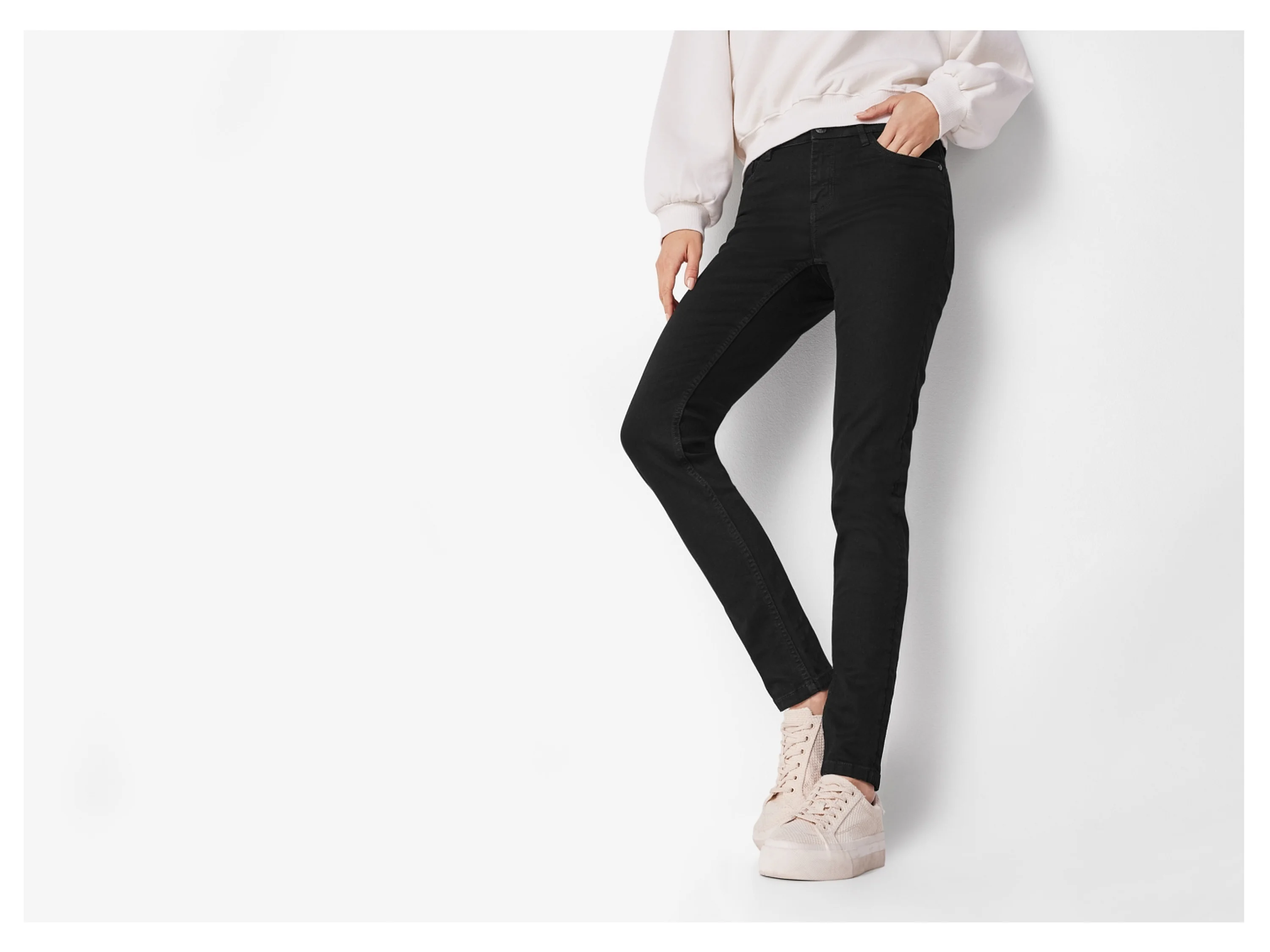 ESMARA® Damen Jeans, Super Skinny Fit, mit Po-Push-up-Effekt, normale Leibhöhe (Schwarz, 38) – Bild 2 von 4