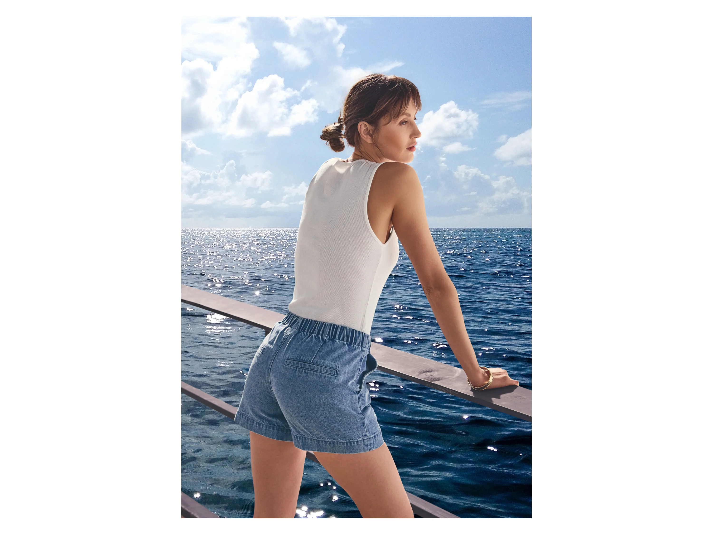 ESMARA® Damen Jeansshorts (Hellblau, 38) – Bild 3 von 3
