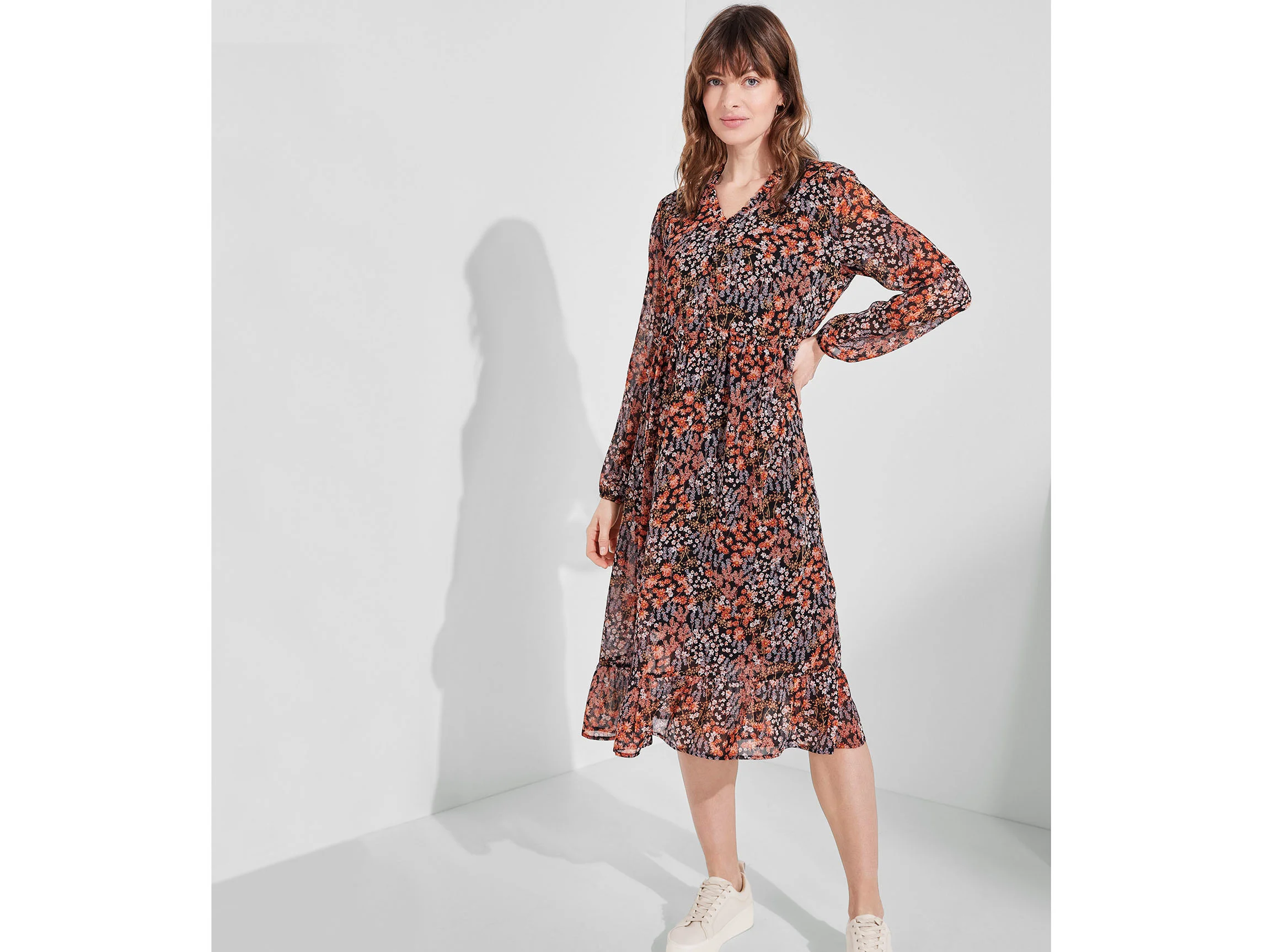 ESMARA® Damen Midi-Kleid (Blumen, 38) – Bild 2 von 4