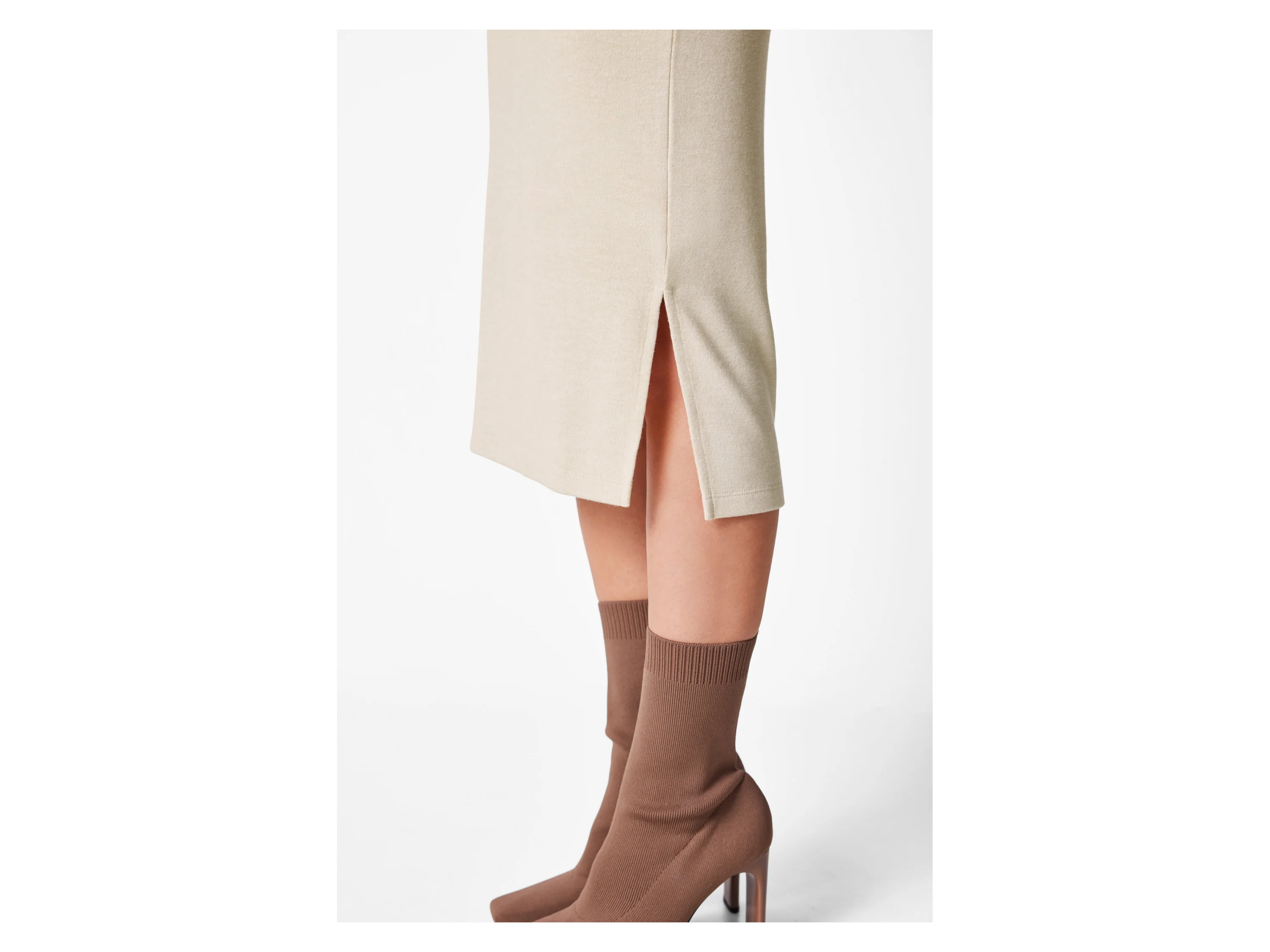 ESMARA® Damen Midi-Strickrock, figurbetont geschnitten (Beige, L(44/46)) – Bild 4 von 4