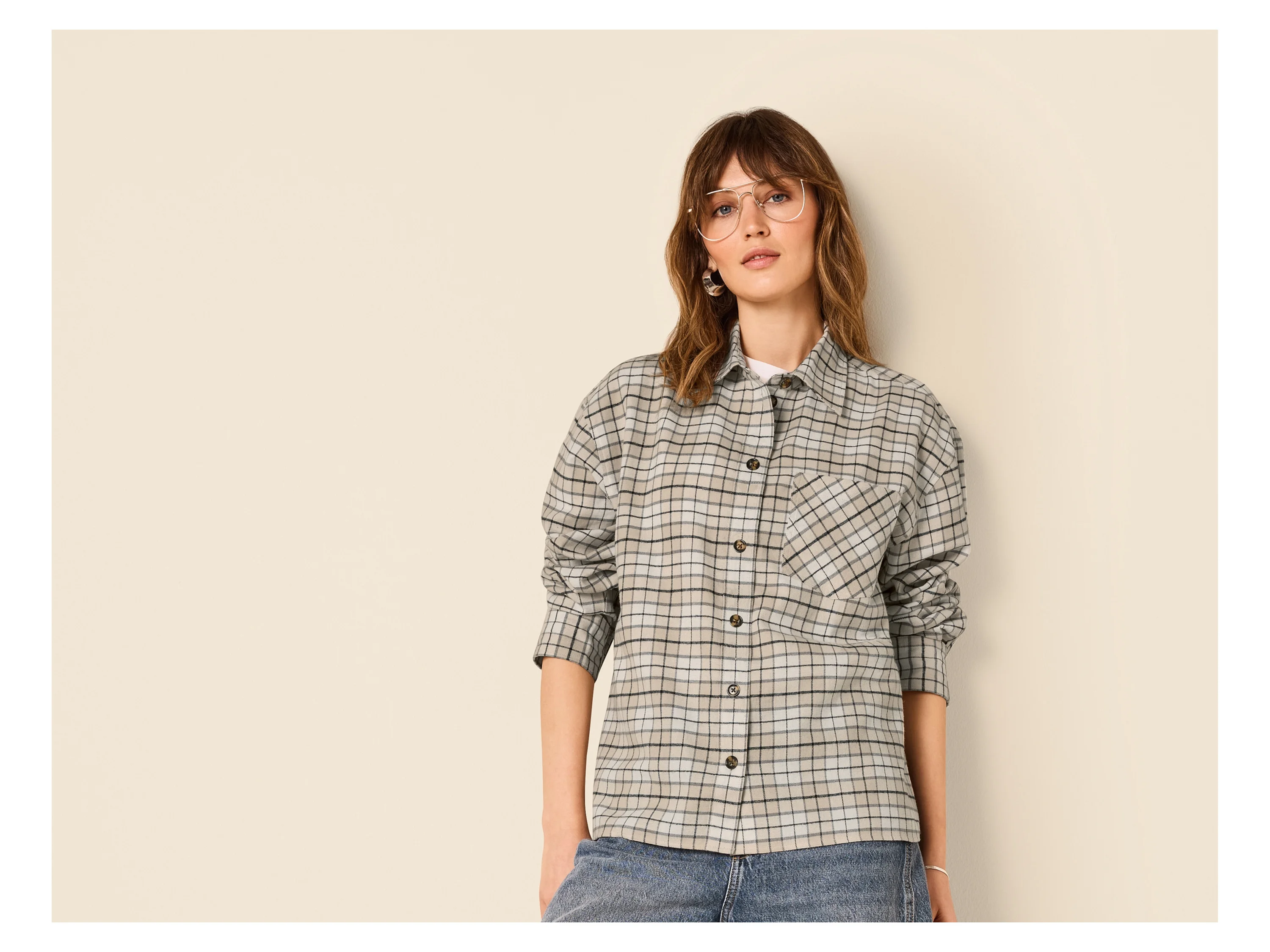 ESMARA® Damen Oversize-Flanellbluse (Beige, M (40/42)) – Bild 2 von 4