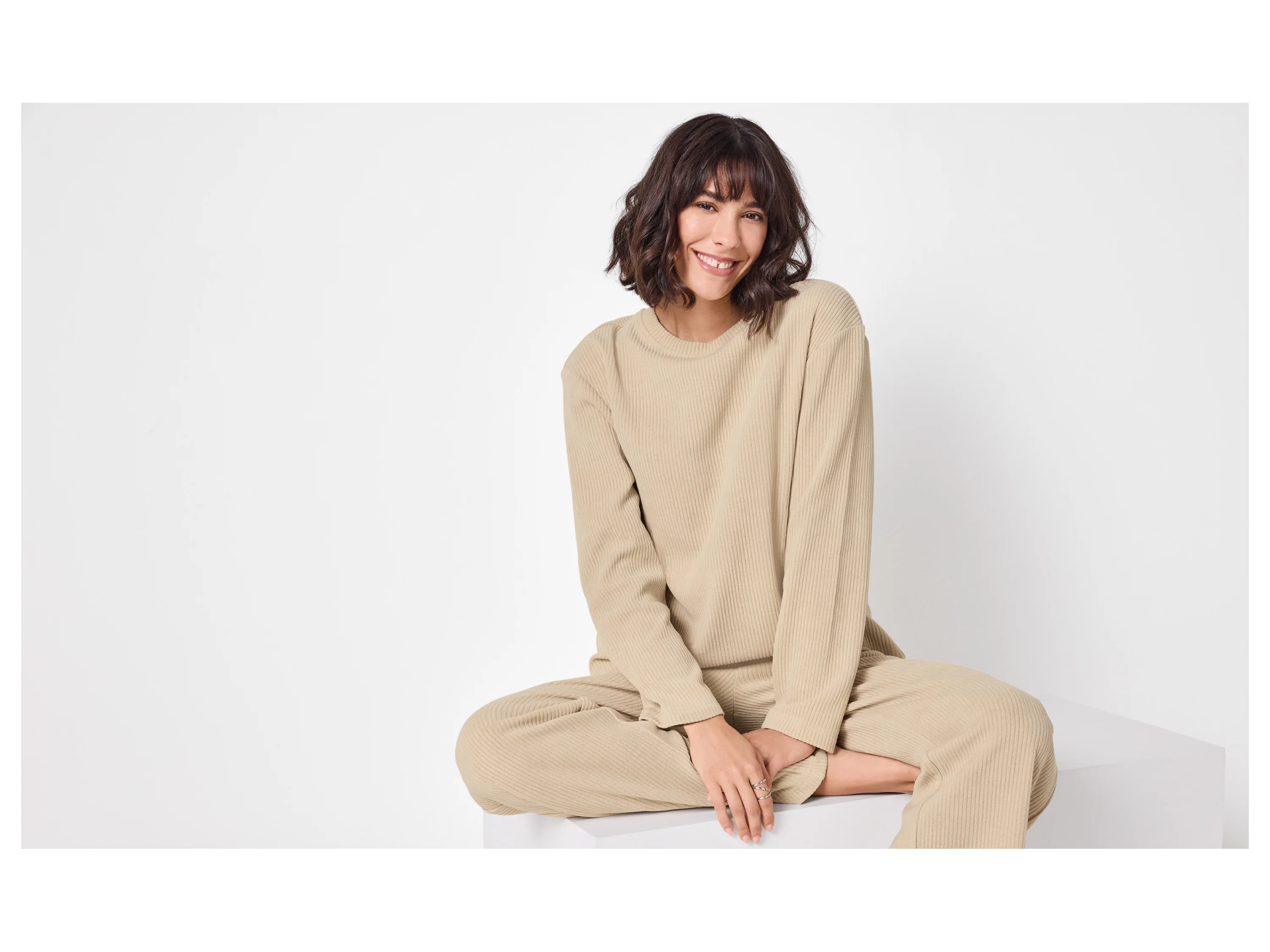 ESMARA® Damen Pullover Cord Loungewear (Beige, XS (32/34)) – Bild 2 von 3