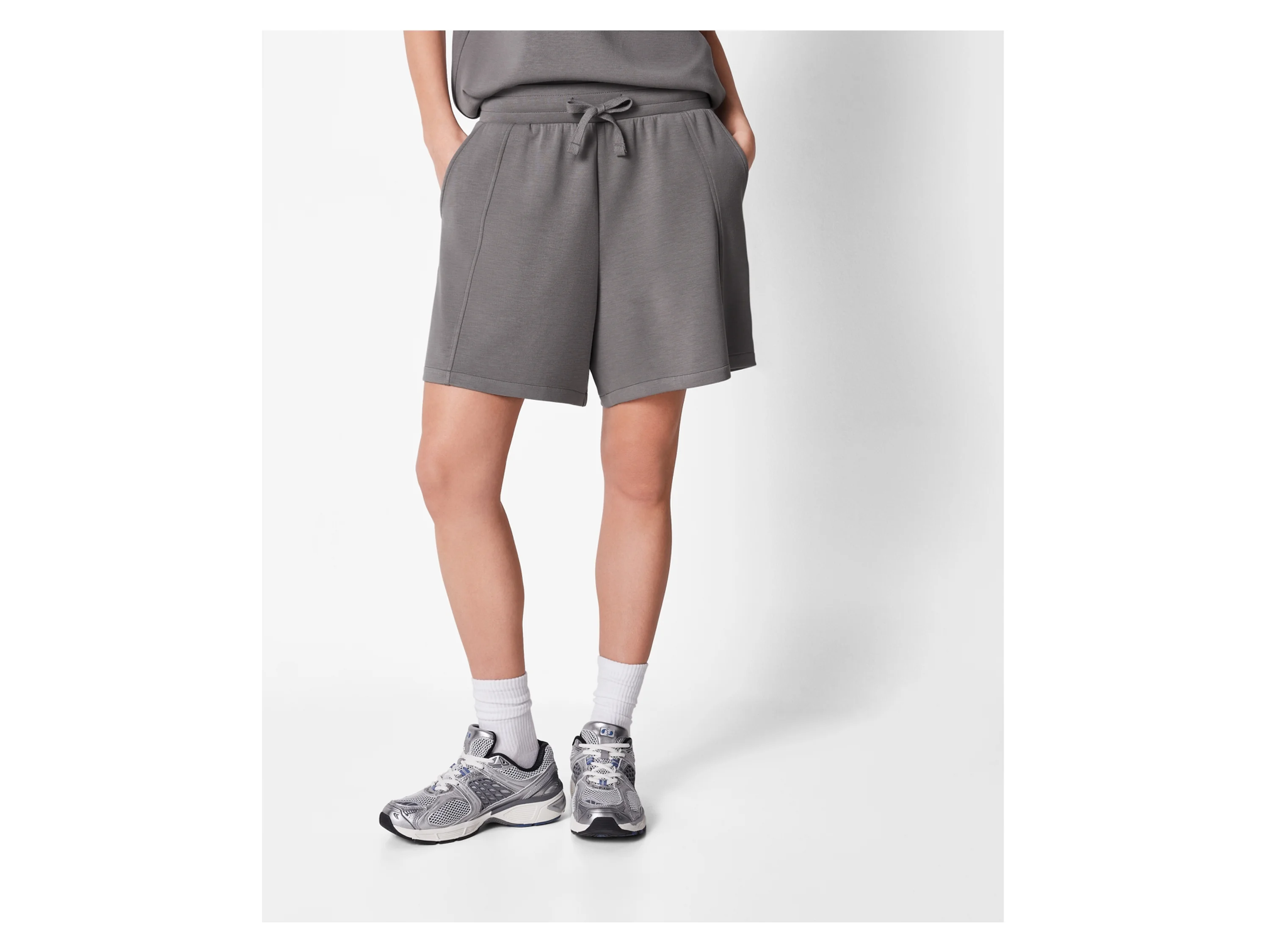 ESMARA® Damen Shorts, leger geschnitten (Grau, M(40/42)) – Bild 2 von 4