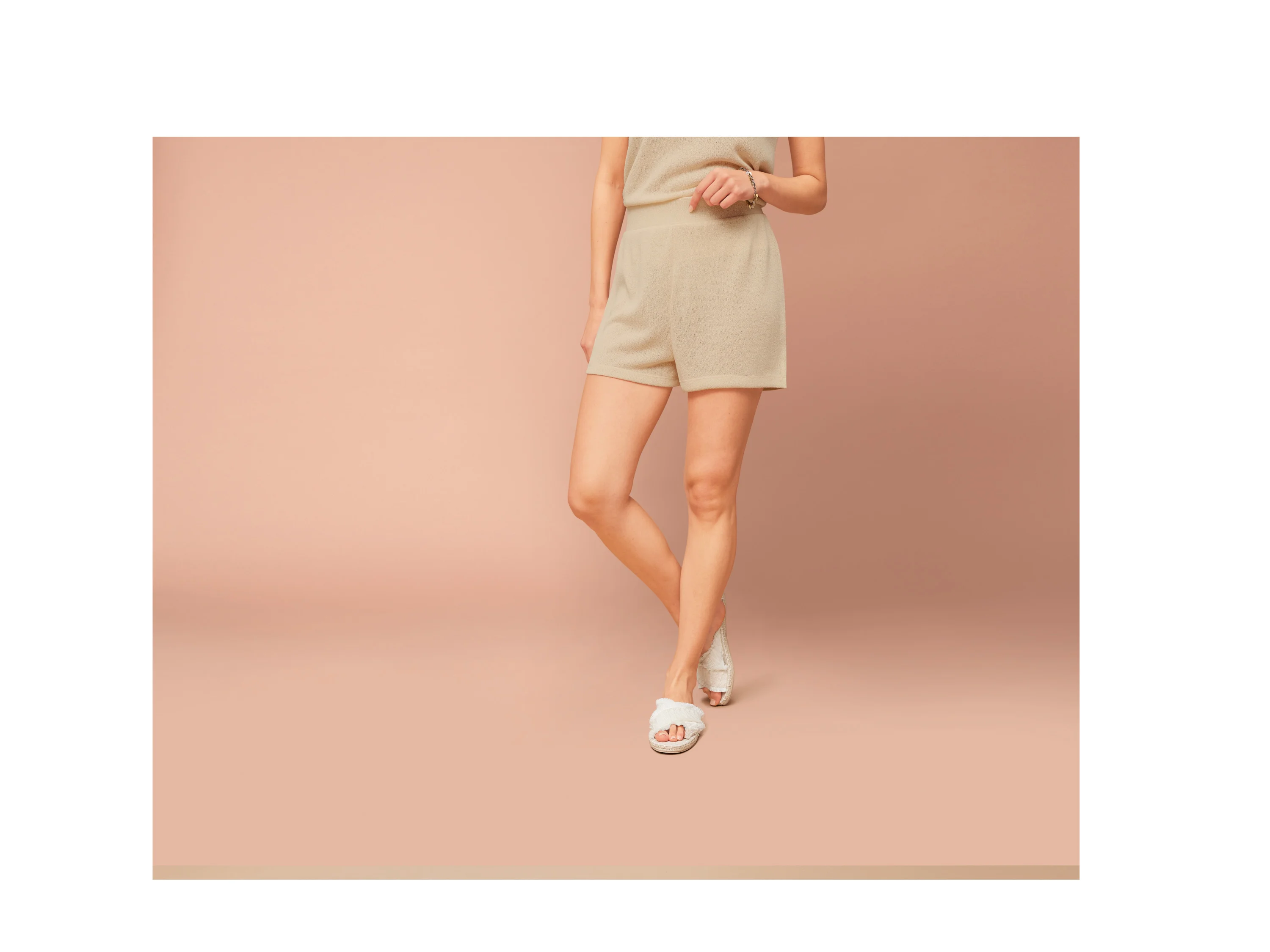 ESMARA® Damen Shorts (Beige, XS (32/34)) – Bild 2 von 3