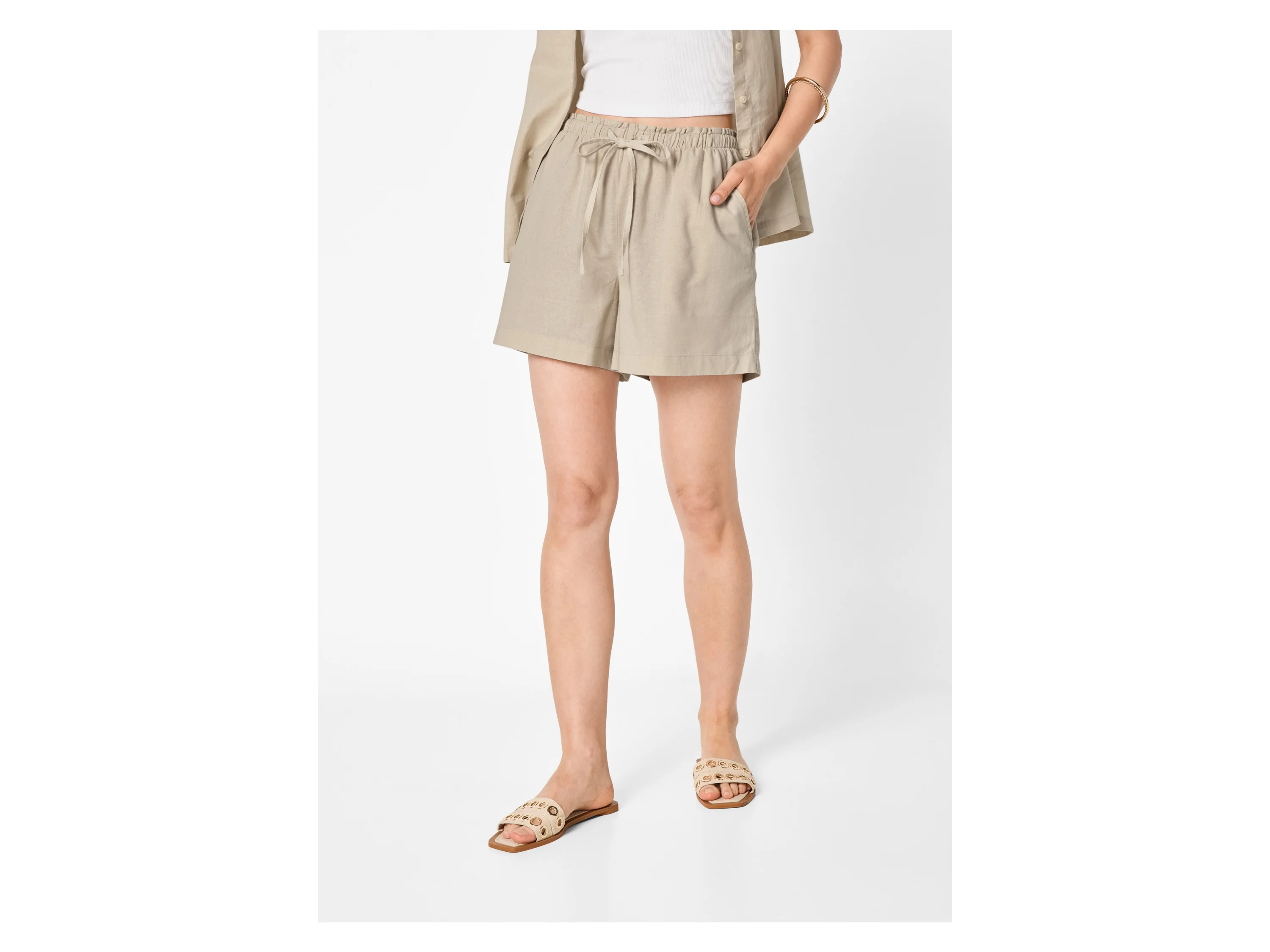 ESMARA® Damen Shorts mit Leinen (Beige, M (40/42)) – Bild 2 von 4