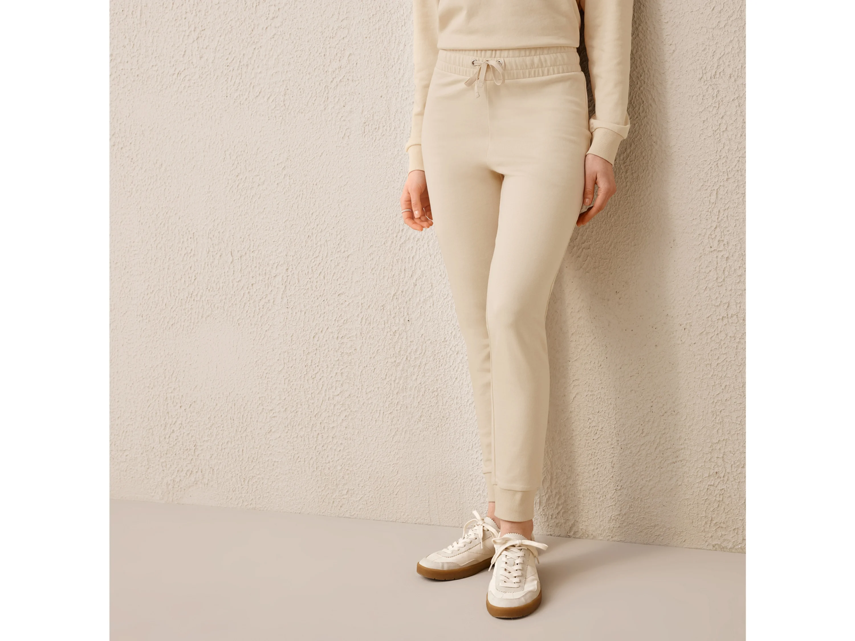 ESMARA® Damen Sweathose (Beige, XS(32/34)) – Bild 2 von 3