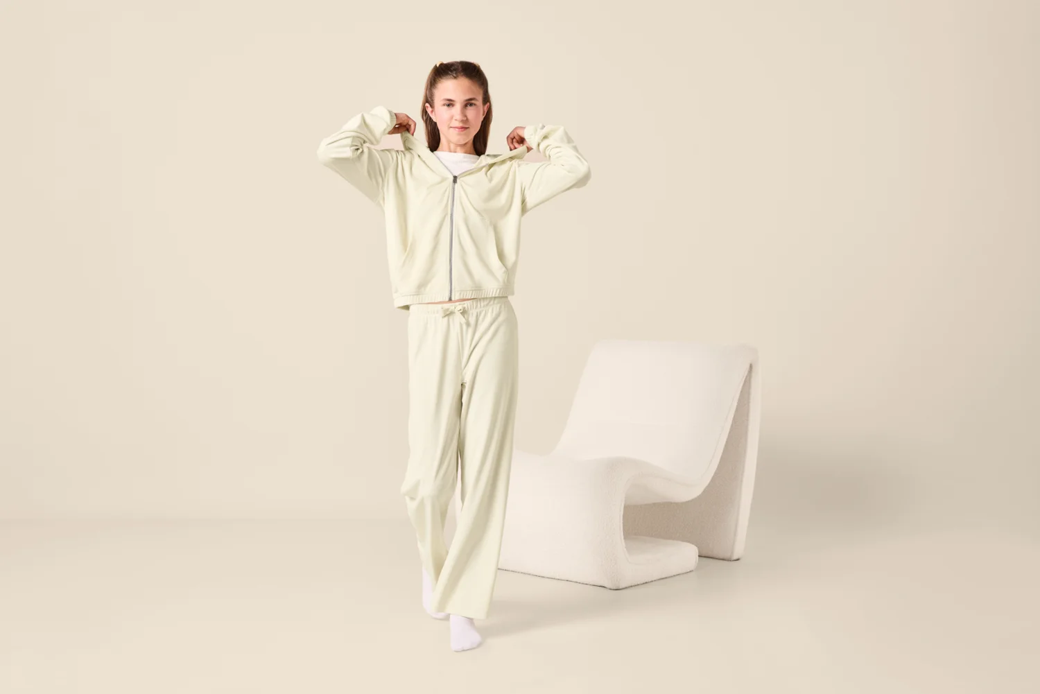 ESMARA KIDS Mädchen Hausanzug Nicki (Weiß, 158/164) – Bild 2 von 4