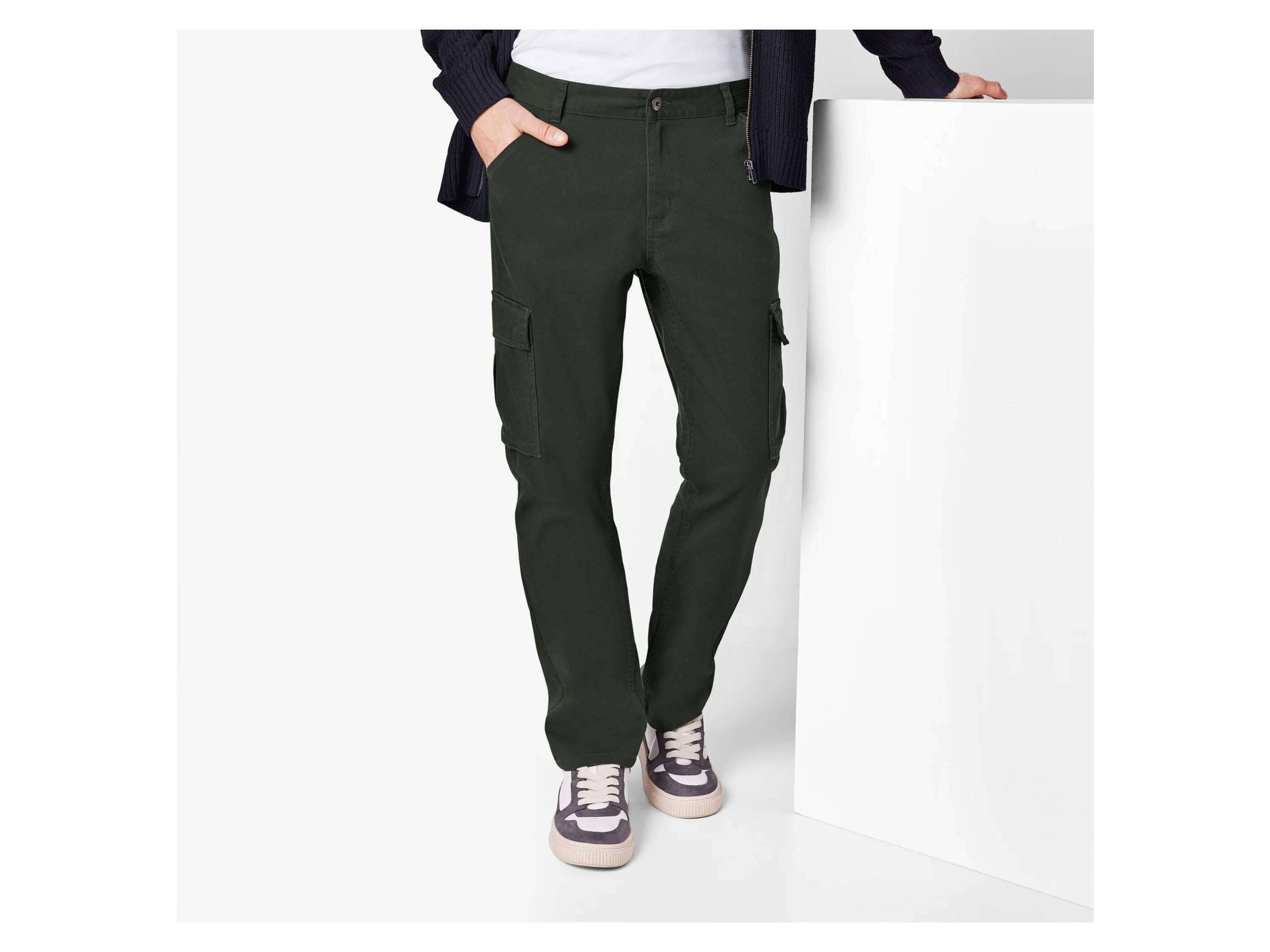 ESMARA MEN Herren Cargohose, im 5-Pocket-Style (Grün, 54) – Bild 2 von 4