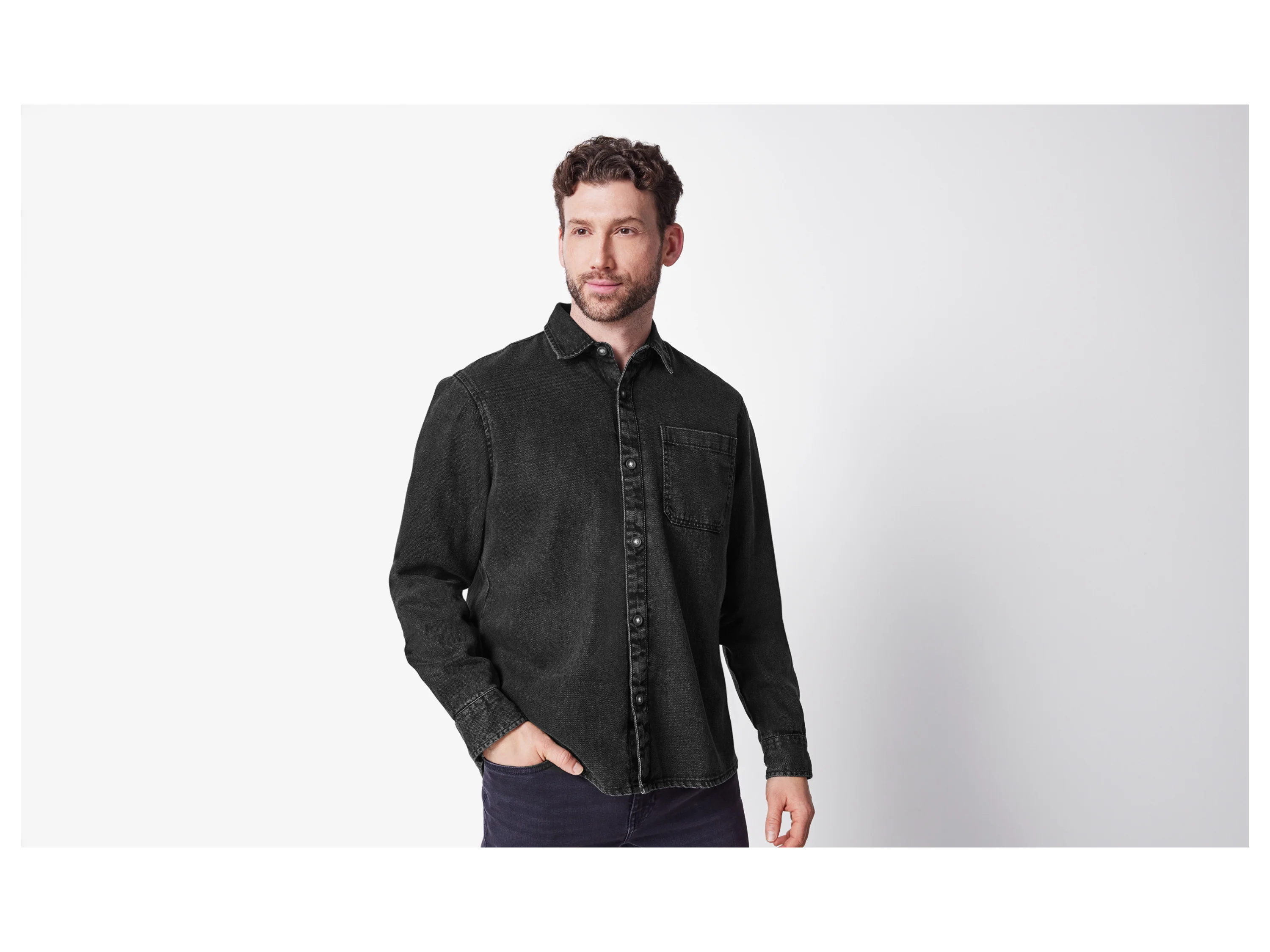 ESMARA MEN Herren Jeanshemd, mit verlängerter Rückseite (Schwarz, M(39/40)) – Bild 2 von 4