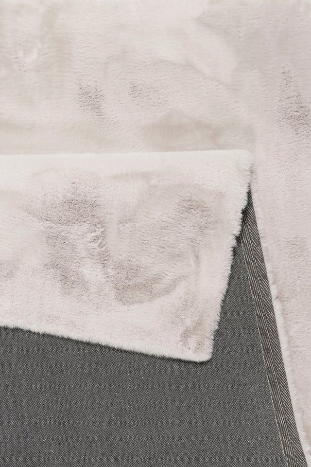 Esprit Hochflor-Teppich Alice ESP-4377, Kunstfell, rechteckig, Höhe: 25 mm, Kaninchenfell-Haptik, besonders weich und dicht, für alle Räume – Bild 5 von 5