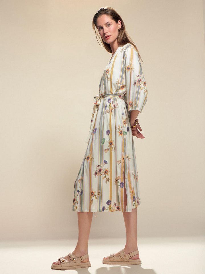 Essenza Kimono Ilona Amare, Langform, Kimono-Kragen, Gürtel, aus Modal-Baumwolle mit sommerlichem floralen Streifenmuster – Bild 4 von 5