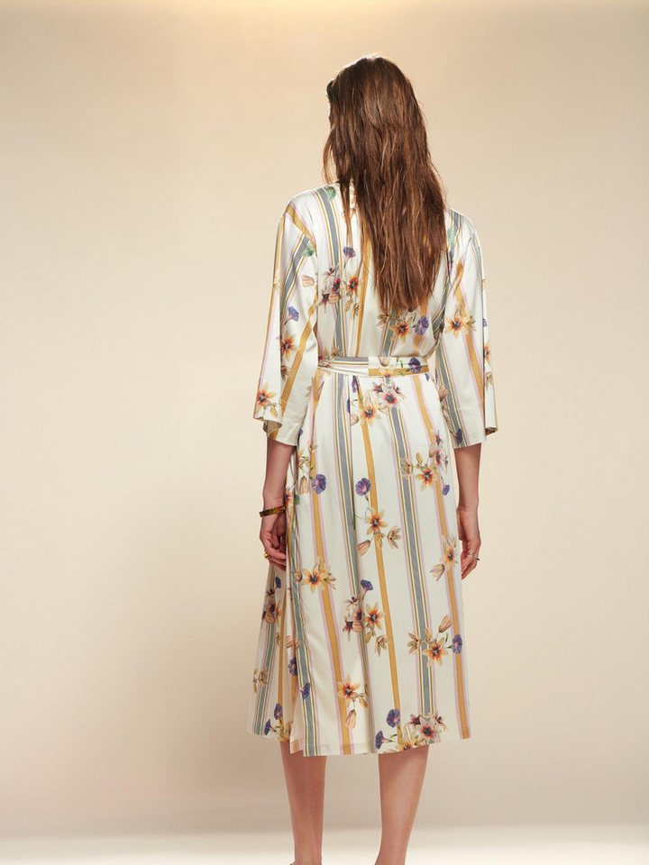 Essenza Kimono Ilona Amare, Langform, Kimono-Kragen, Gürtel, aus Modal-Baumwolle mit sommerlichem floralen Streifenmuster – Bild 5 von 5