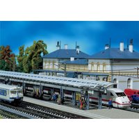 2 ICE-Bahnsteige