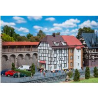 Burg-Apotheke