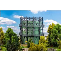 Gasometer mit Rohrleitungen